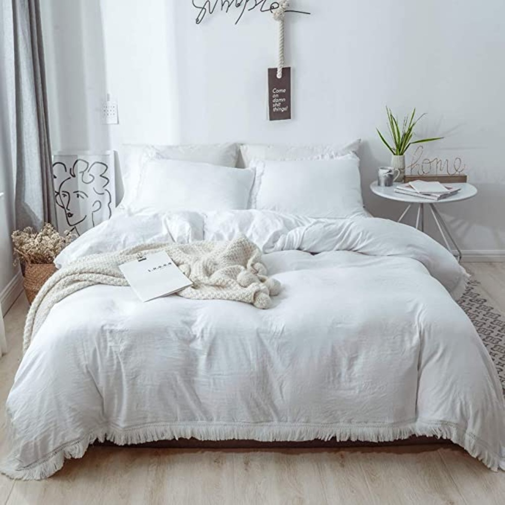 Queen Duvet Cover Set, 3 Piece White Tassel